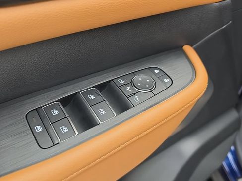 Certified 2025 Nissan Armada Platinum Reserve RWD image 20