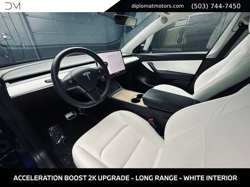 Used 2022 Tesla Model Y Long Range AWD/4WD image 17