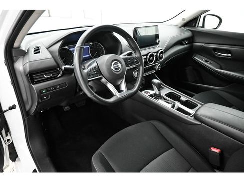 Used 2023 Nissan Sentra SV w/ All-Weather Package FWD image 9