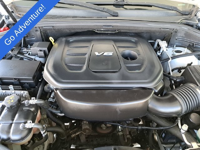 Used 2018 Jeep Grand Cherokee Altitude AWD/4WD image 24