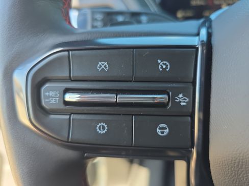 Used 2026 GMC Yukon AT4 Ultimate AWD/4WD image 18