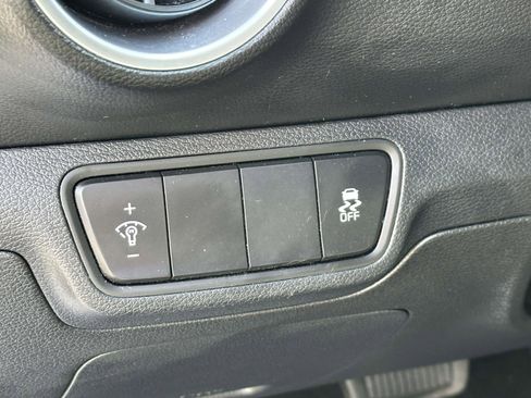 Certified 2023 Kia Forte LXS image 9