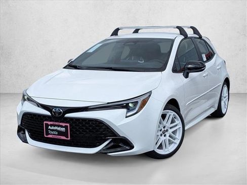 New 2026 Toyota Corolla SE image 1