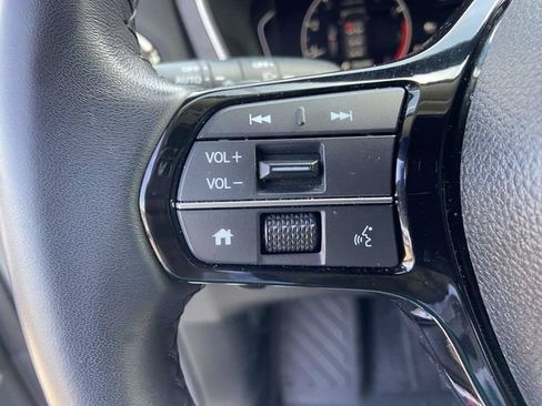 Used 2025 Honda Pilot EX-L image 27