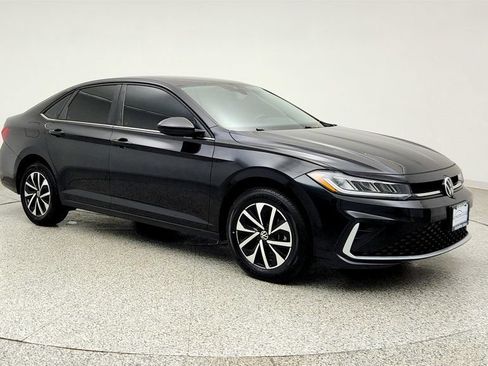 Used 2025 Volkswagen Jetta S FWD image 3