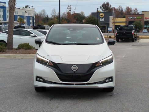 Used 2024 Nissan Leaf SV Plus FWD image 9