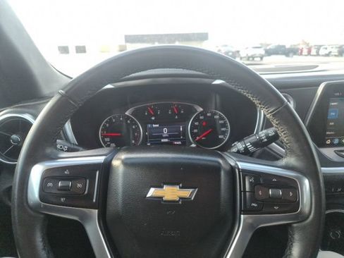Used 2020 Chevrolet Blazer LT image 16