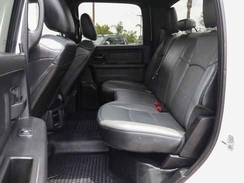 Used 2021 RAM 5500 Tradesman w/ Chrome Appearance Group RWD image 35