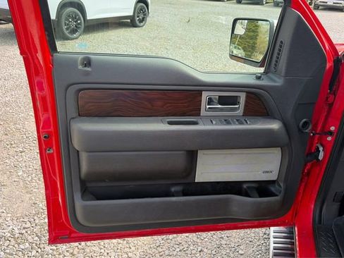 Used 2012 Ford F150 Lariat w/ Lariat Chrome Pkg image 19