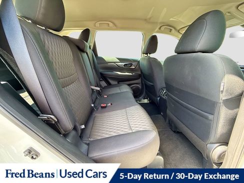 Used 2020 Nissan Rogue S AWD/4WD image 32