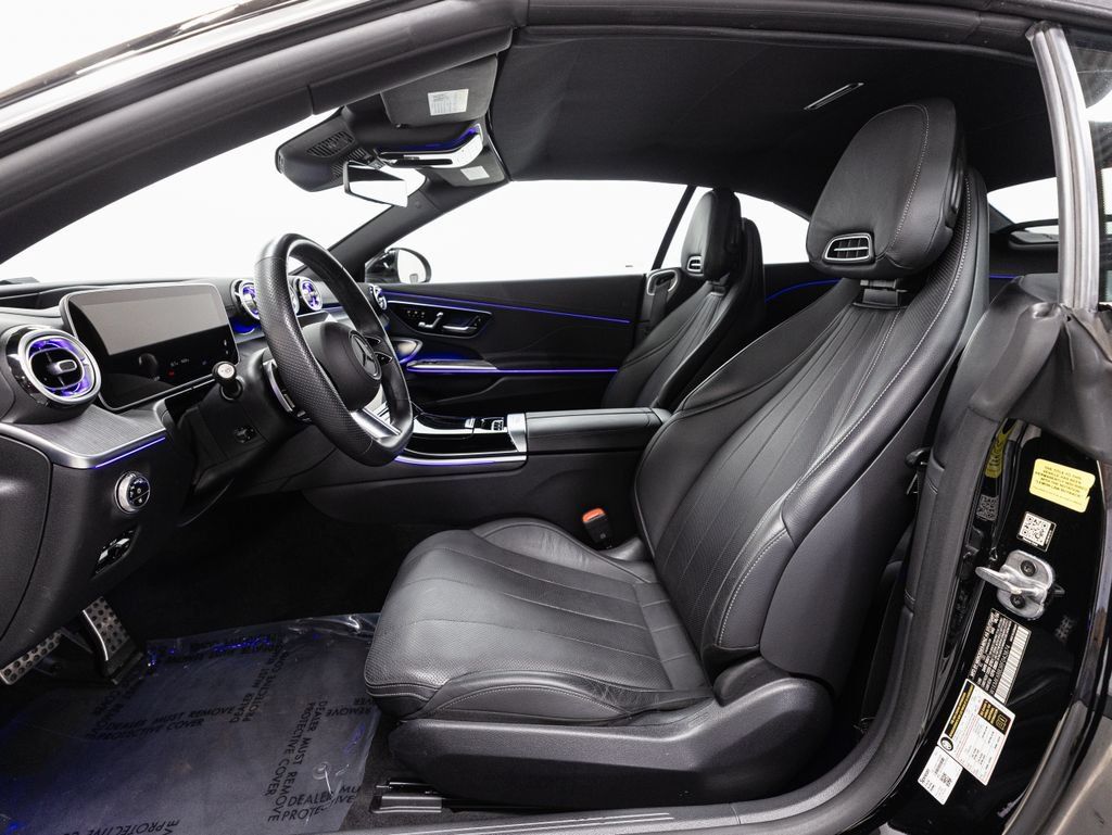 Used 2024 Mercedes-Benz CLE 450 4MATIC Cabriolet image 9