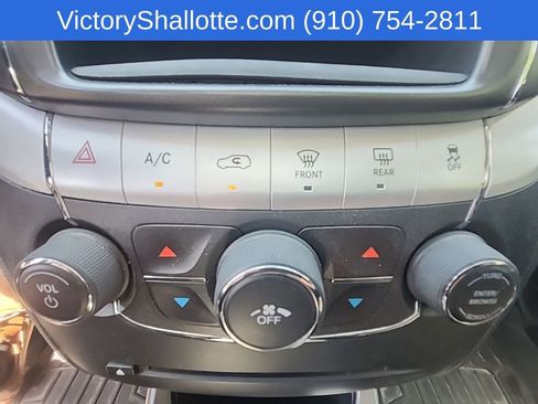 Used 2017 Dodge Journey Crossroad FWD image 7