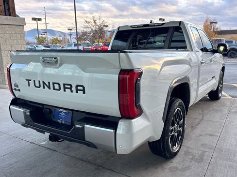 Used 2023 Toyota Tundra Limited image 4