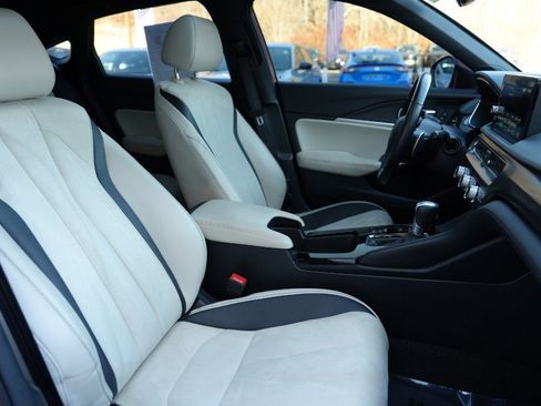 Used 2023 Acura Integra A-Spec image 21