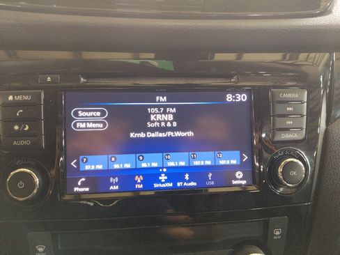 Used 2022 Nissan Rogue Sport SV FWD image 25