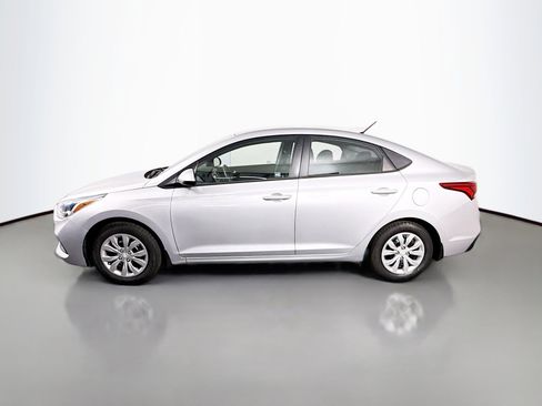 Used 2020 Hyundai Accent SE image 6