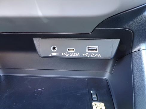 Certified 2025 Subaru Crosstrek 2.5i Limited image 22