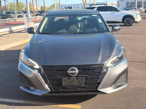 Certified 2024 Nissan Altima 2.5 SV FWD image 8