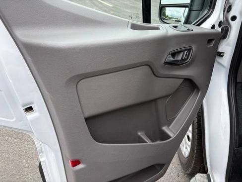 Certified 2025 Ford Transit 250 Low Roof w/ Exterior Upgrade Package RWD image 13