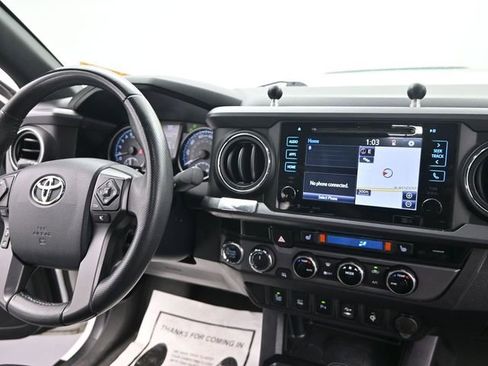Used 2017 Toyota Tacoma TRD Pro image 16