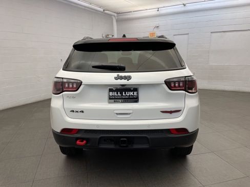 New 2026 Jeep Compass Trailhawk w/ Sun, Sound & Navigation Group image 4