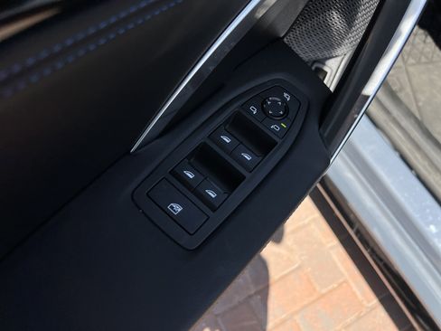 Used 2025 BMW X1 xDrive28i w/ Premium Package image 15