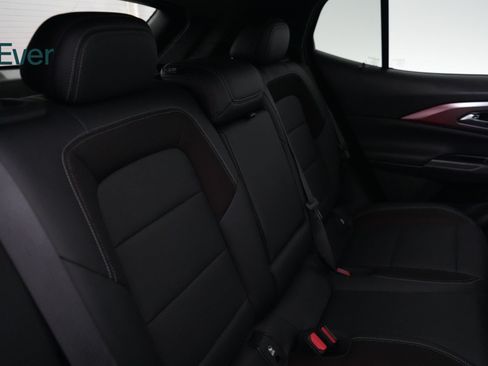 Used 2024 Chevrolet Equinox EV RS FWD image 5