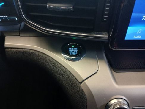 Used 2021 Ford Explorer XLT w/ Equipment Group 202A image 19