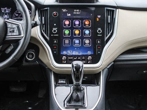 Used 2020 Subaru Outback Limited image 13