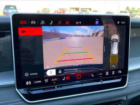 New 2026 Volkswagen Tiguan SE R-Line AWD/4WD image 18