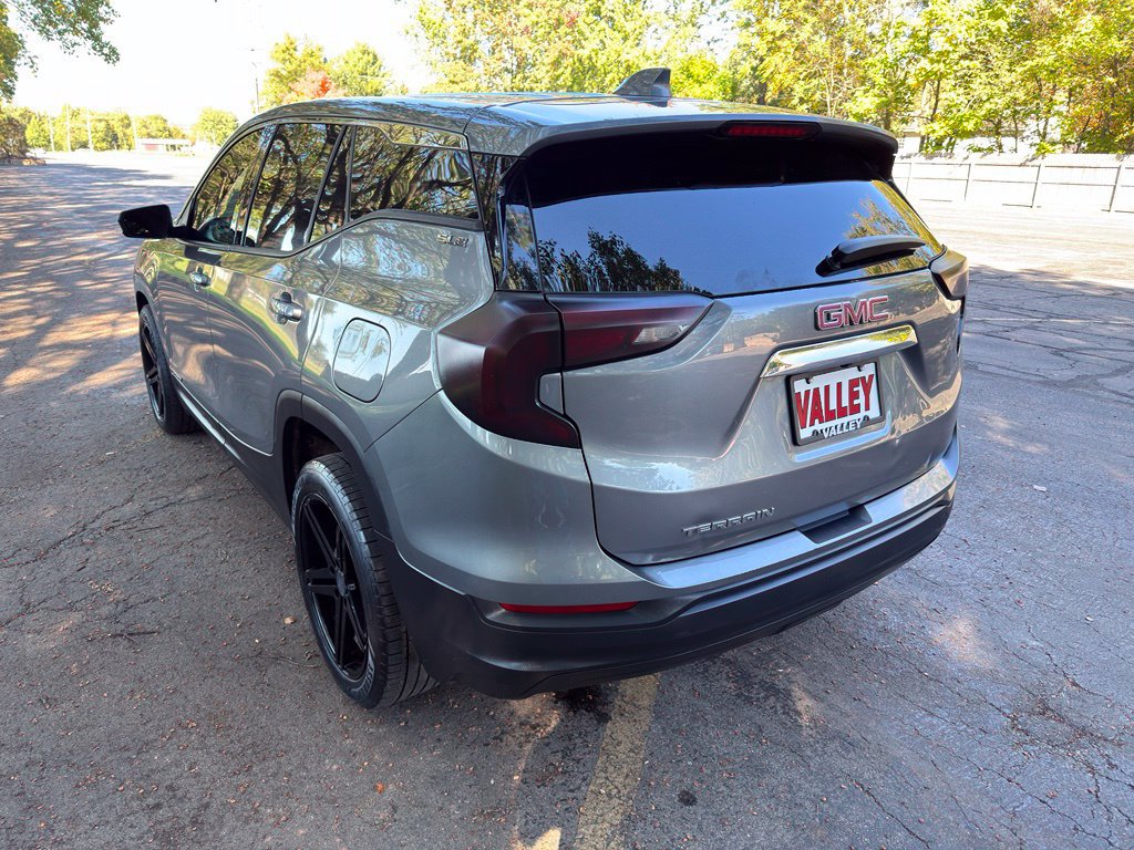 Used 2020 GMC Terrain SLE FWD image 9