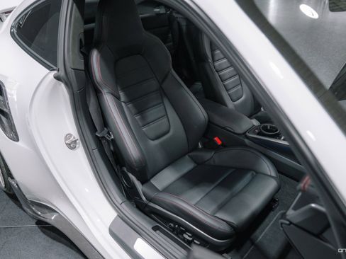 Used 2023 Porsche 911 Turbo S image 31