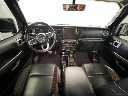 Used 2021 Jeep Wrangler Unlimited Sahara AWD/4WD image 10