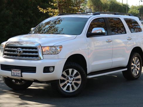 Used 2013 Toyota Sequoia Limited image 2