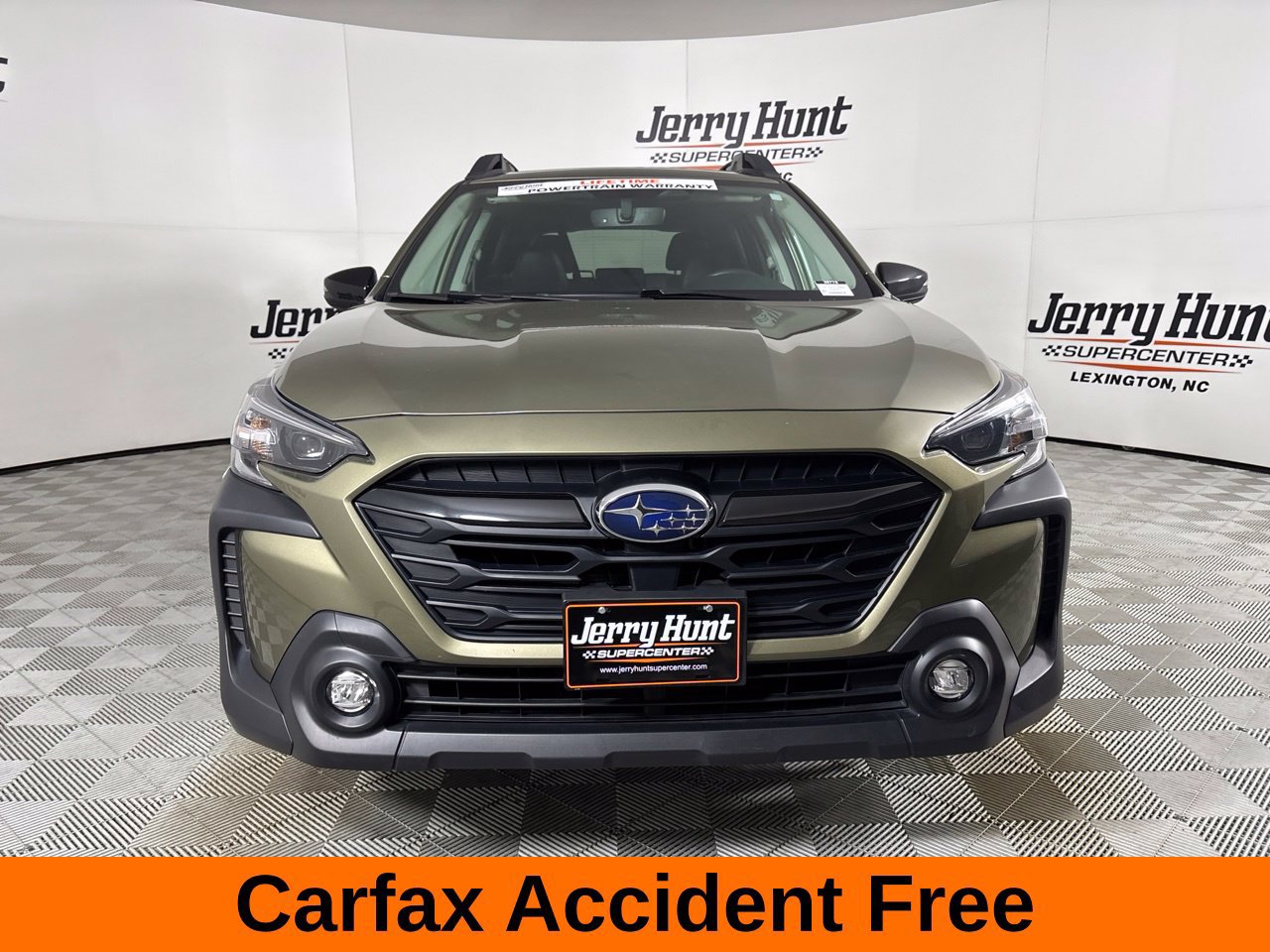 Used 2025 Subaru Outback Onyx Edition AWD/4WD image 3