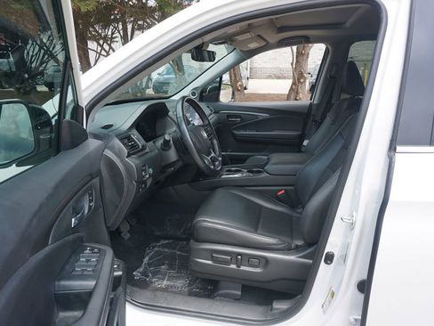 Used 2025 Honda Ridgeline RTL image 2