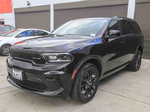 Used 2025 Dodge Durango GT w/ Blacktop Package image 5