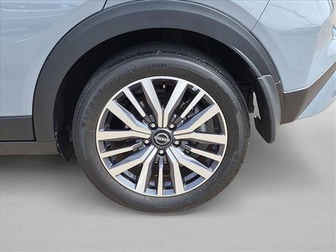 Used 2024 Nissan Kicks SV FWD image 20