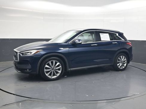 Used 2020 INFINITI QX50 Luxe w/ Navigation Package AWD/4WD image 11