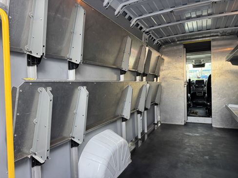 Used 2023 RAM ProMaster 3500 w/ Driver Convenience Group image 13