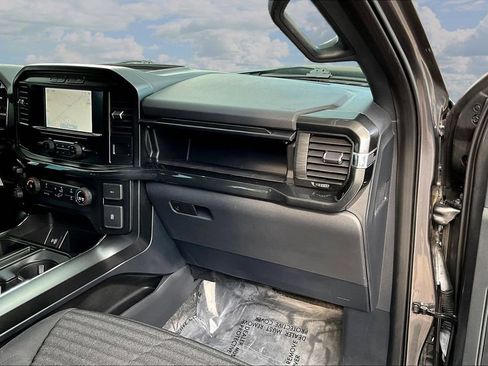 Certified 2021 Ford F150 XL w/ STX Appearance Package AWD/4WD image 29
