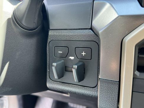 New 2025 Toyota Tacoma TRD Off-Road image 26