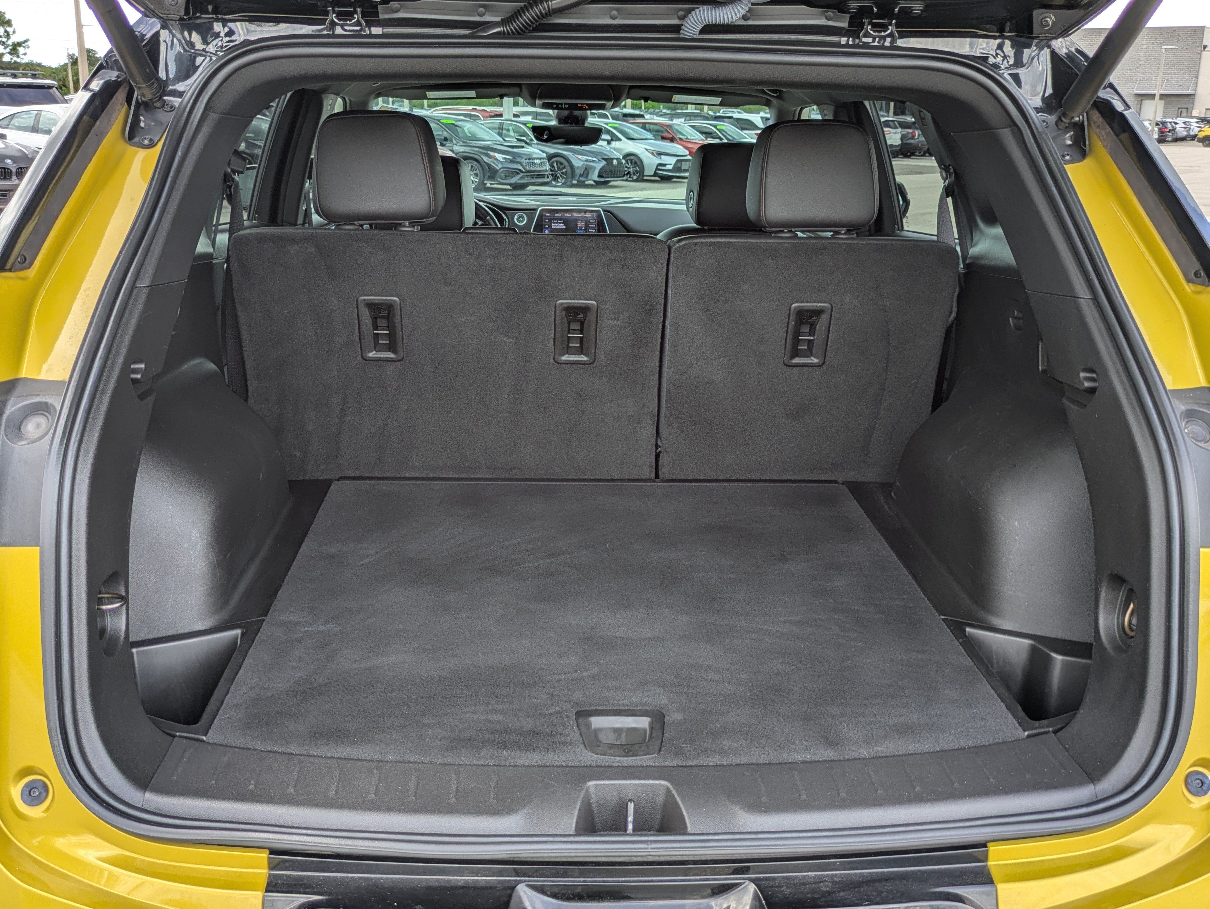 Used 2022 Chevrolet Blazer RS w/ Enhanced Convenience Package FWD image 13