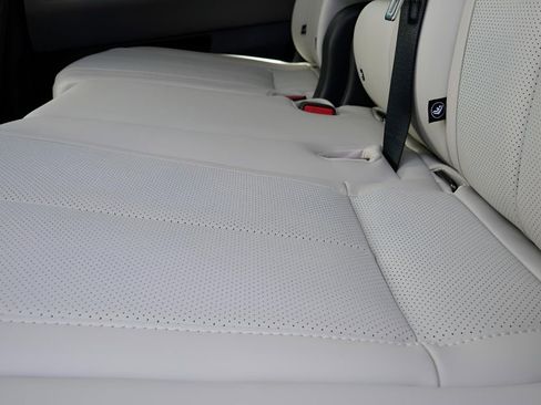 Certified 2026 INFINITI QX60 Luxe w/ Cargo Package AWD/4WD image 24