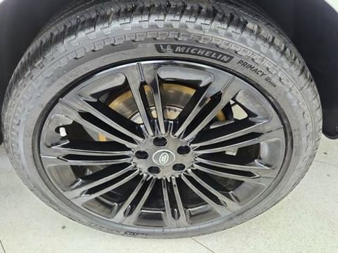 Used 2023 Land Rover Range Rover SE image 60