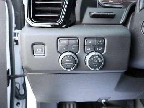New 2025 GMC Sierra 1500 AT4X image 12