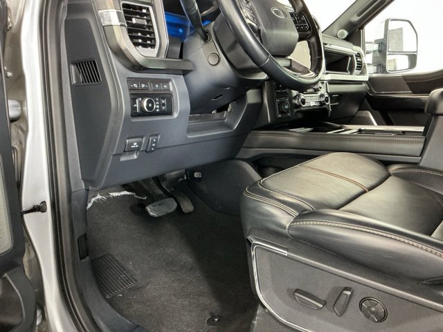Used 2024 Ford F350 Platinum AWD/4WD image 20