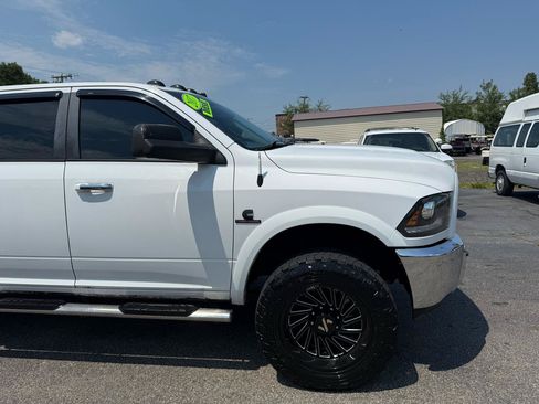 Used 2017 RAM 2500 SLT AWD/4WD image 15