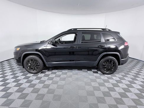 Used 2023 Jeep Cherokee Altitude Lux image 7