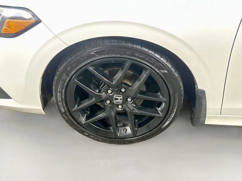 Used 2022 Honda Civic Sport image 8
